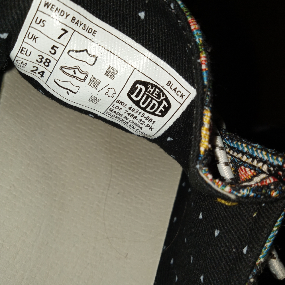 Hey Dude Women's Slip-on Loafers Multicolor Geometric Design Exclusive Size 7 - Picture 5 of 5